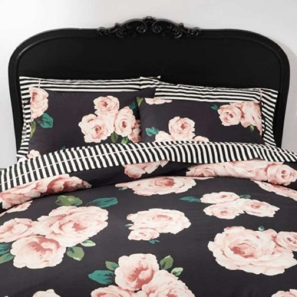 Twin XL Pottery Barn Rose set